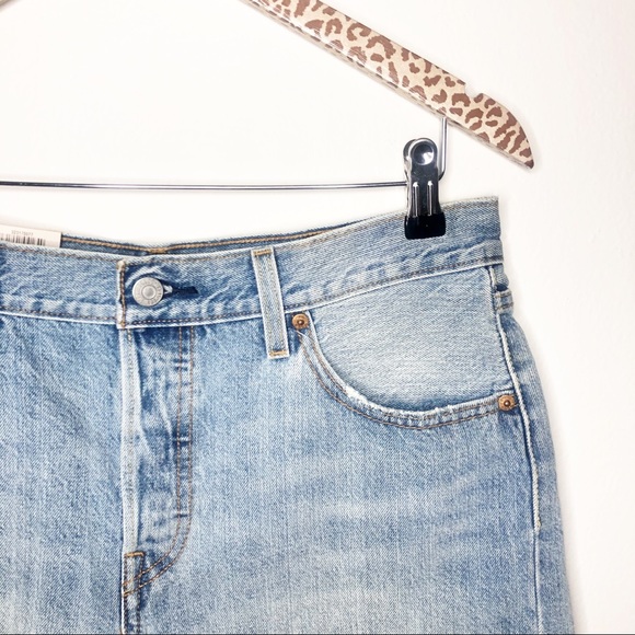 Levi's 501 Mid Rise Cut Off Denim Shorts Size 29 - Picture 7 of 8